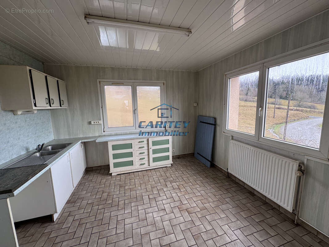 Maison individuelle de 138 m2 située sur un terrain de 2895 m2 sur la commune de BELFAHY - photo 4