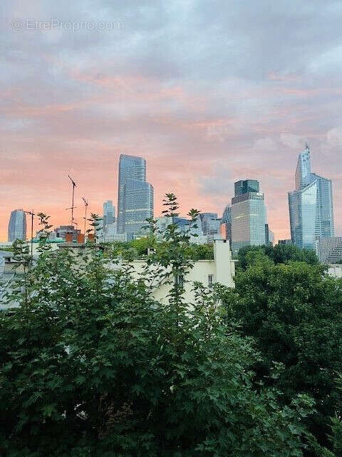 Appartement à NEUILLY-SUR-SEINE