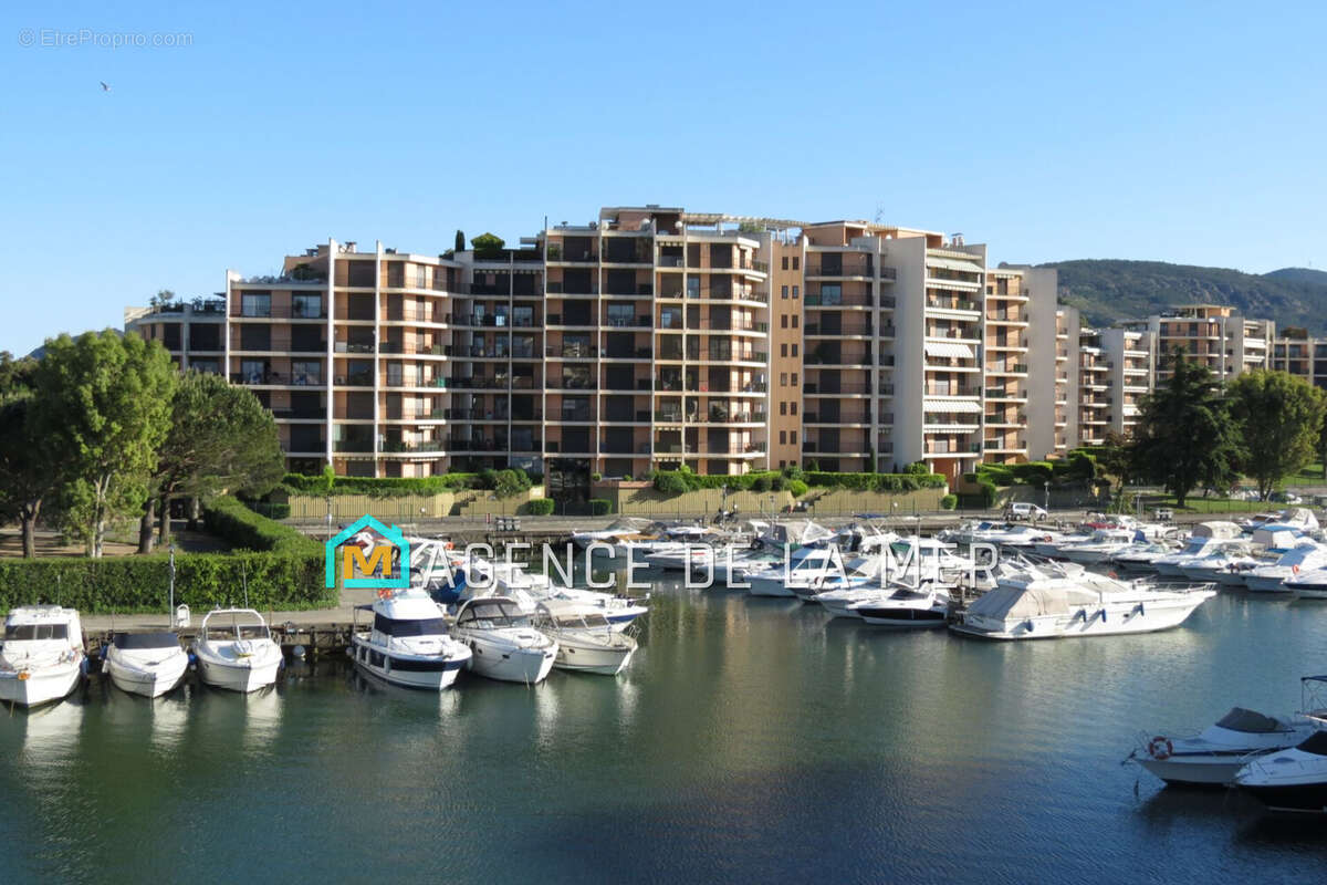 Appartement à MANDELIEU-LA-NAPOULE