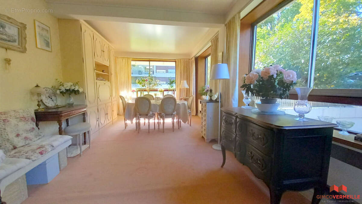 Appartement à LOUVECIENNES