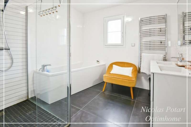 Maison à CHOISY-AU-BAC