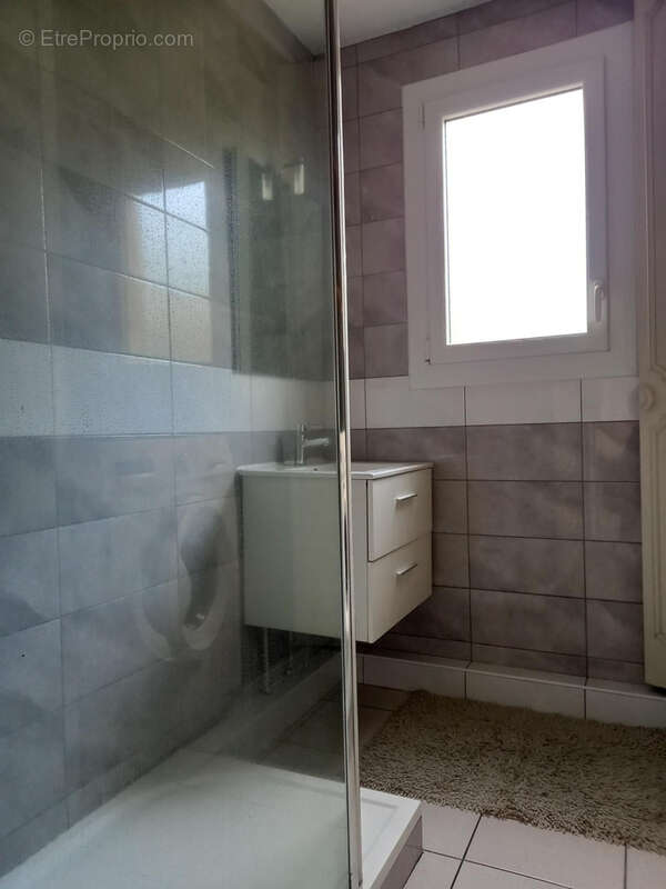 Appartement à FOUGERES