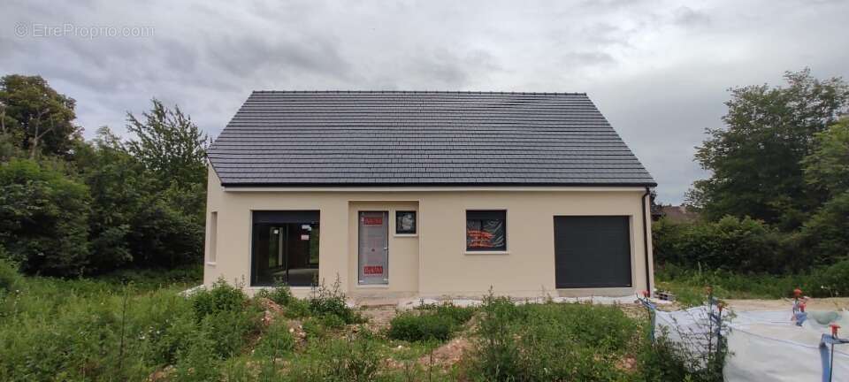 Terrain 480 m² à Jouars-Pontchartrain  - photo 3