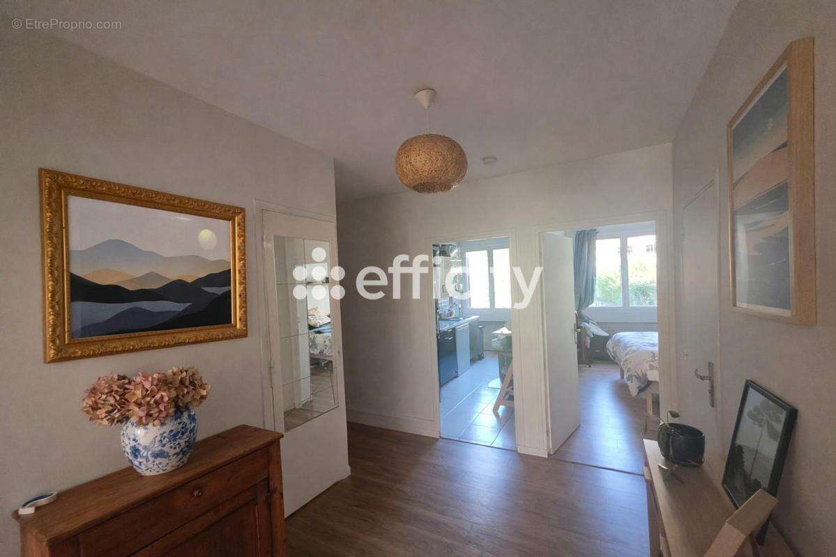 Appartement à VILLEURBANNE