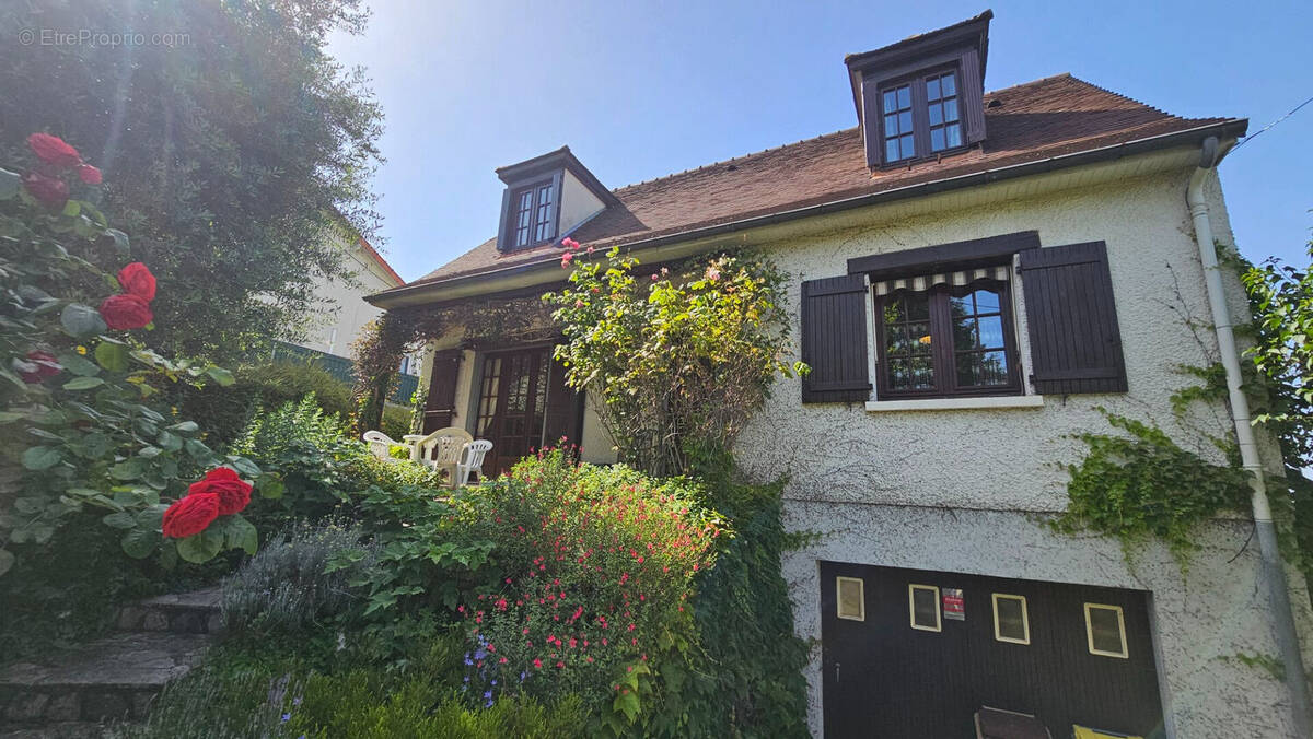 Maison à VITRY-SUR-SEINE