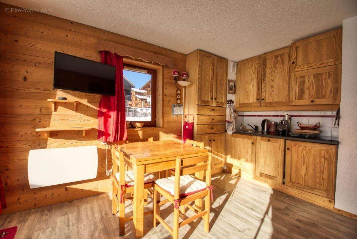 Appartement à MORILLON