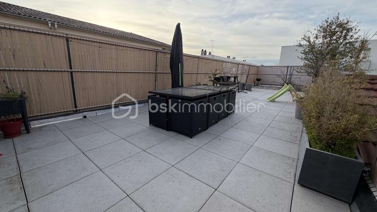 Appartement à BOURG-DE-PEAGE