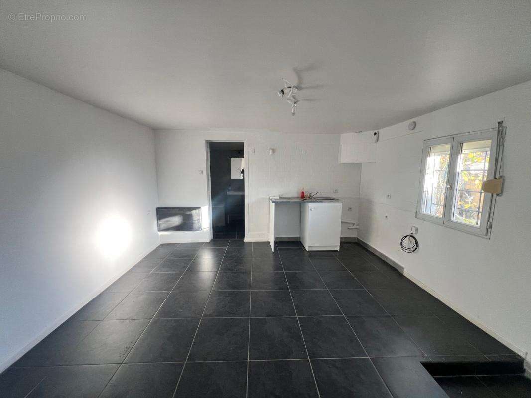 Appartement à MARSEILLE-15E