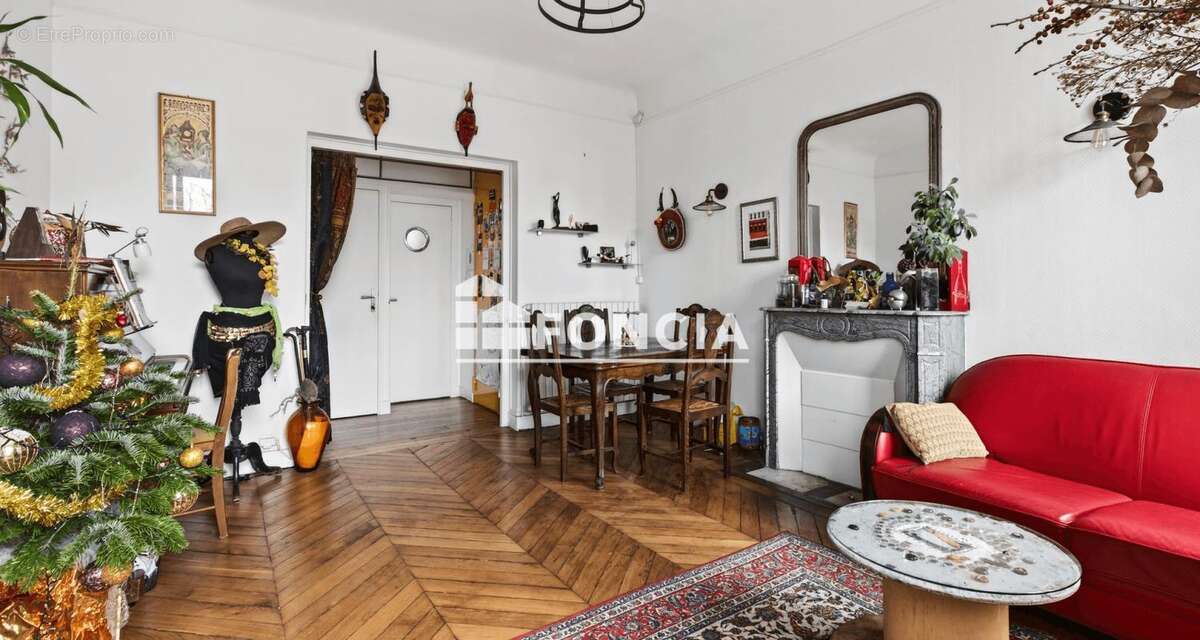 Appartement à PARIS-10E