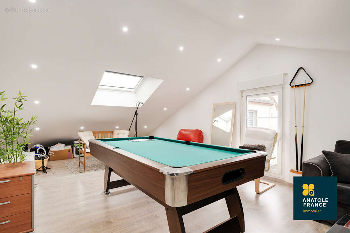 Maison à ROSIERES-AUX-SALINES