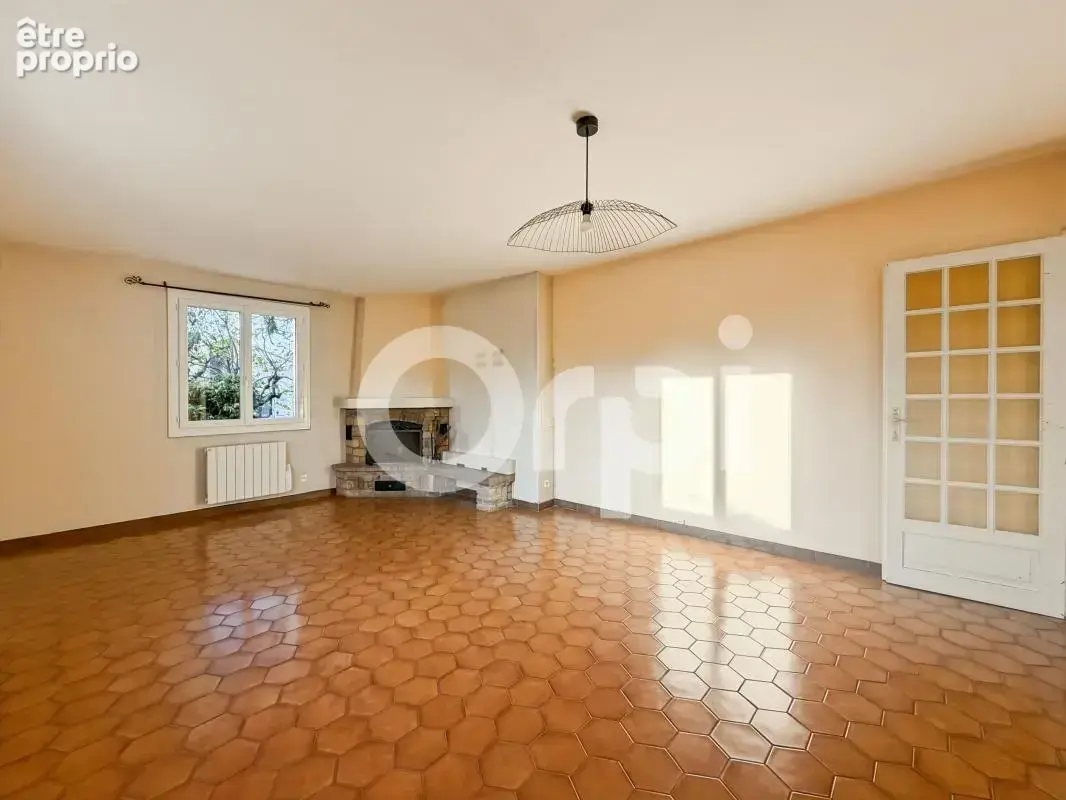 Maison À Vendre sur beau terrain - photo 7