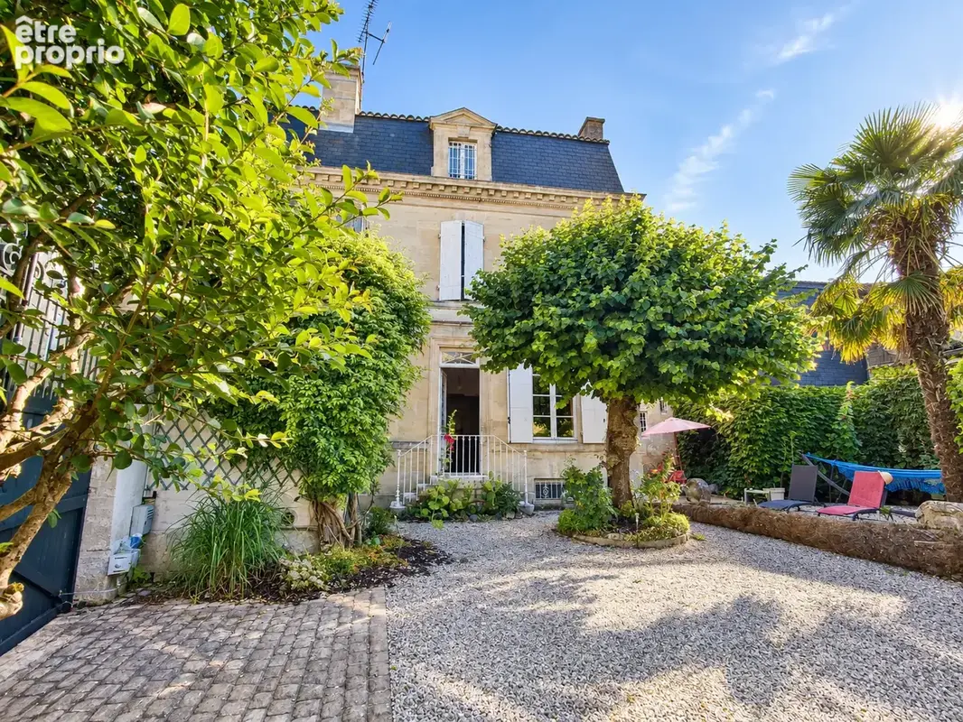 Photo Maison à Cognac au prix de 418 000€