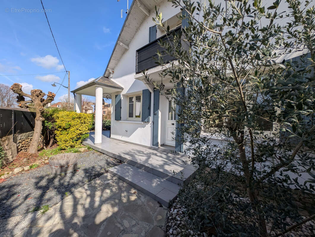 Maison à CORBEIL-ESSONNES