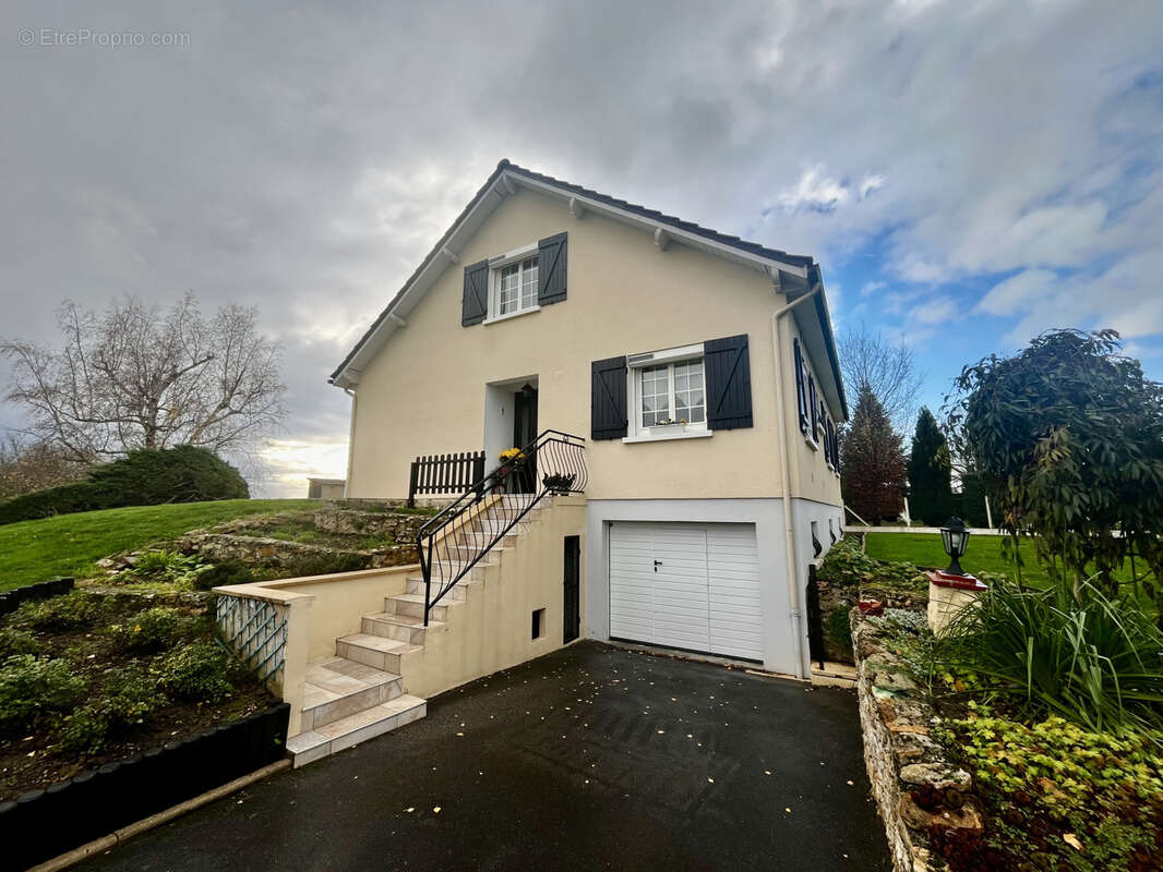 Maison à COULOMMIERS