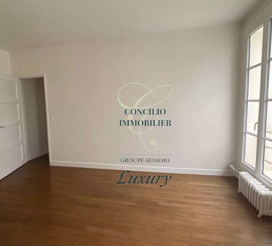 Appartement à VERSAILLES