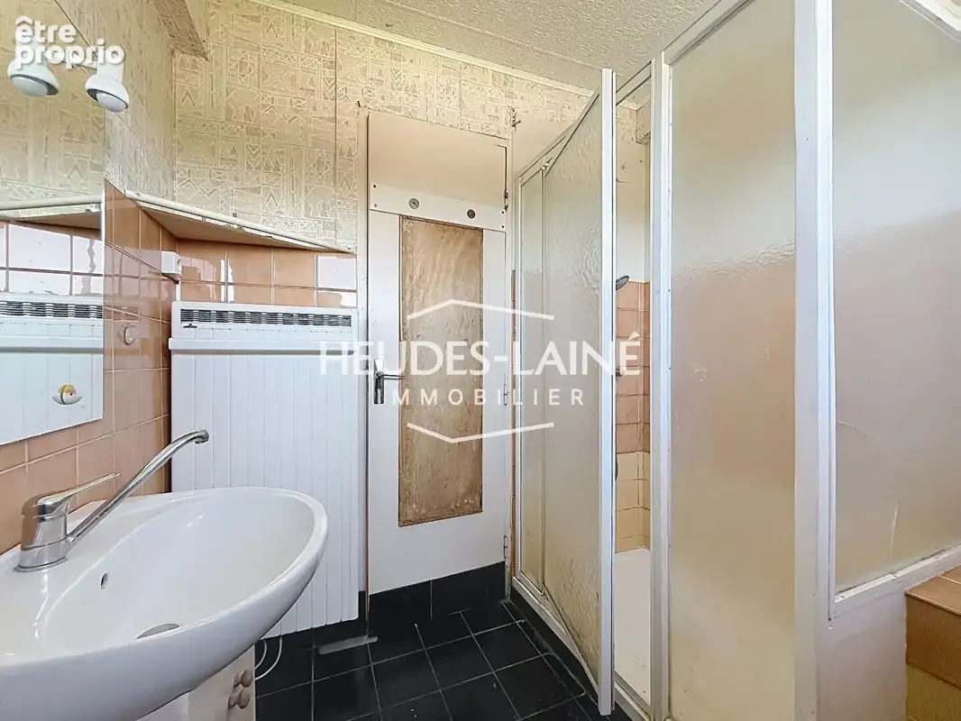 Maison - VAINS - photo 10