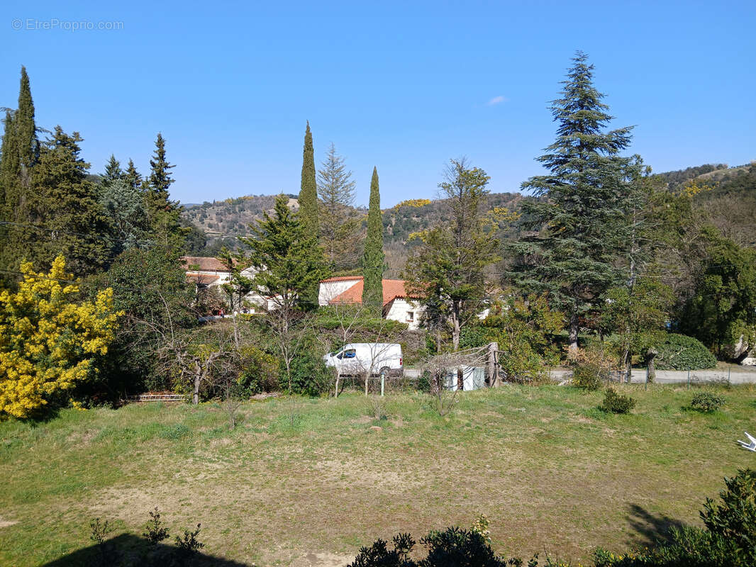 Maison à REYNES