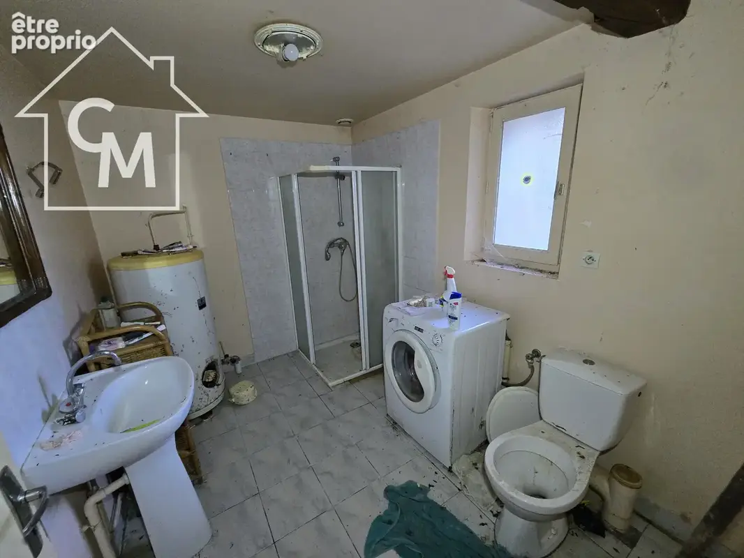 Maison d'habitation avec jardin et dépendances - photo 10