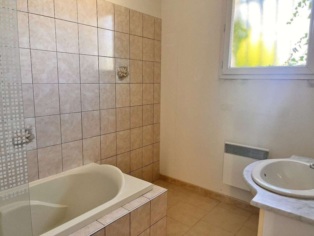 Maison à ROUTIER