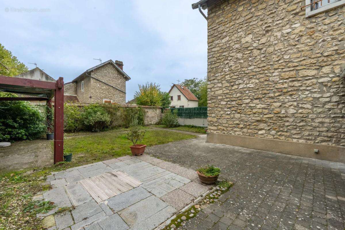 Maison à MANTES-LA-JOLIE