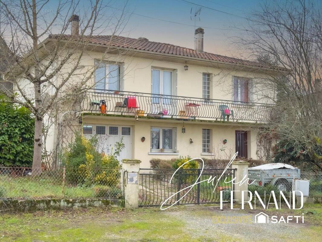 Photo 1 - Maison à PUJOLS