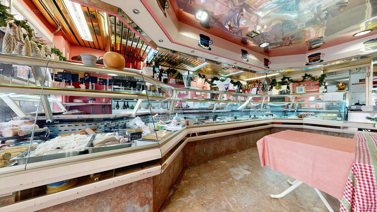 Autre à VILLEFRANCHE-SUR-SAONE