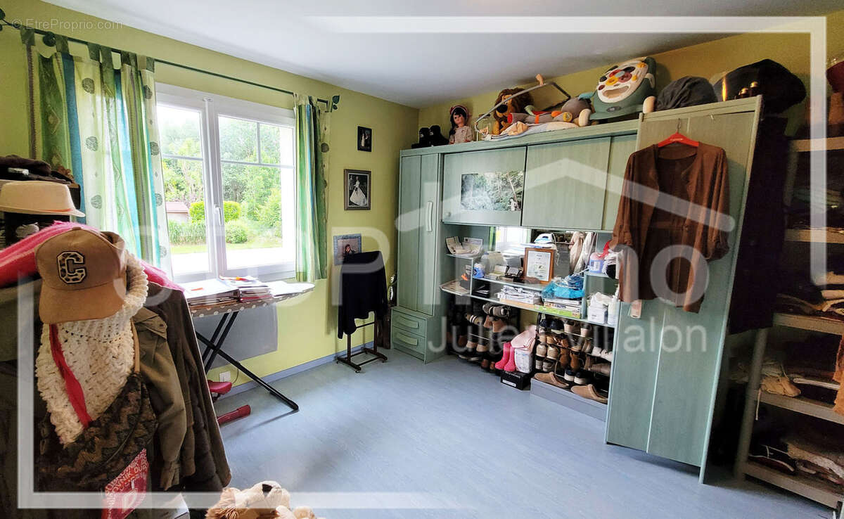 Maison à ESTREELLES