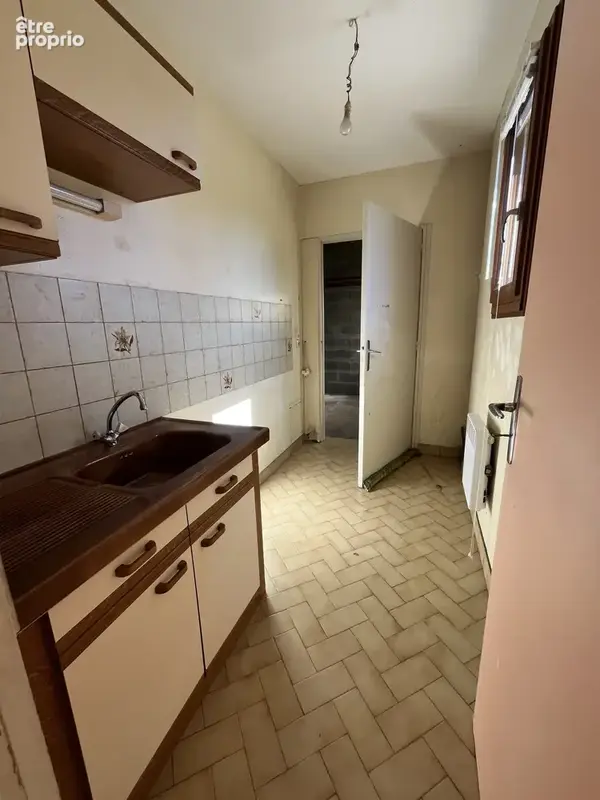 ref 112615 THOUARS Centre ville maison de plain pied type 4 avec jardin et garage - photo 10