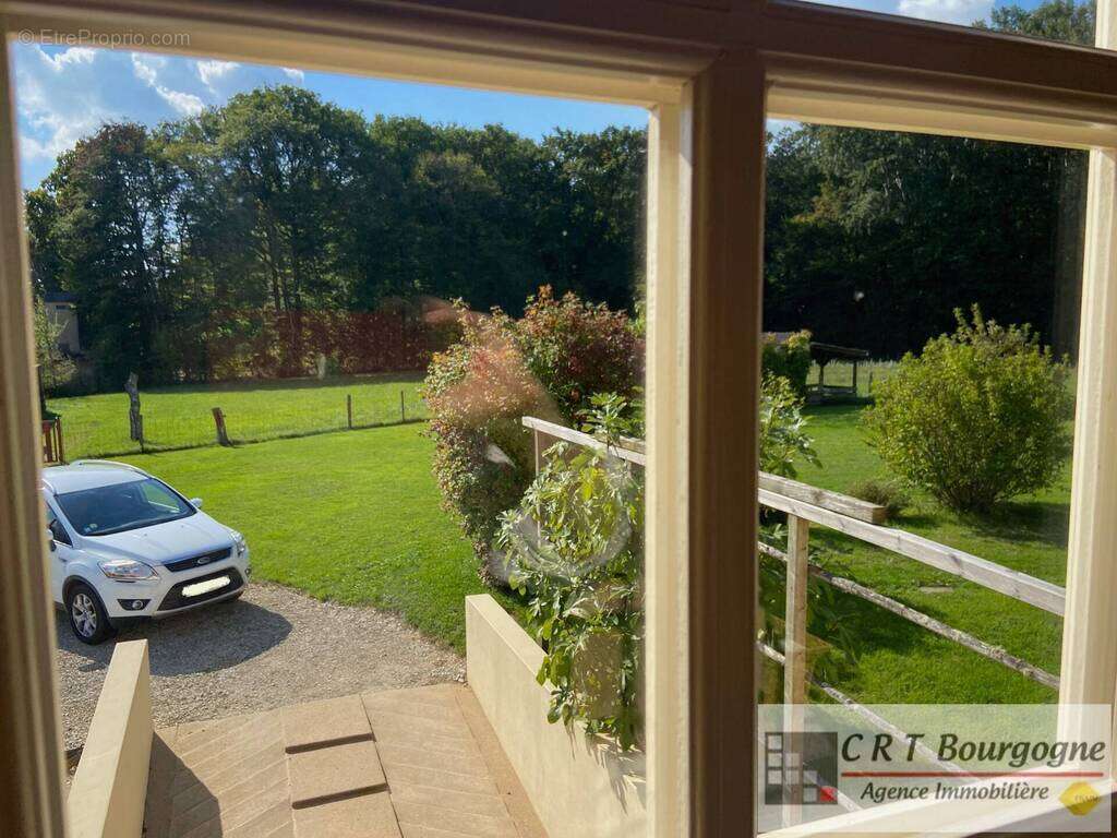 Maison à MOULINS-SUR-OUANNE