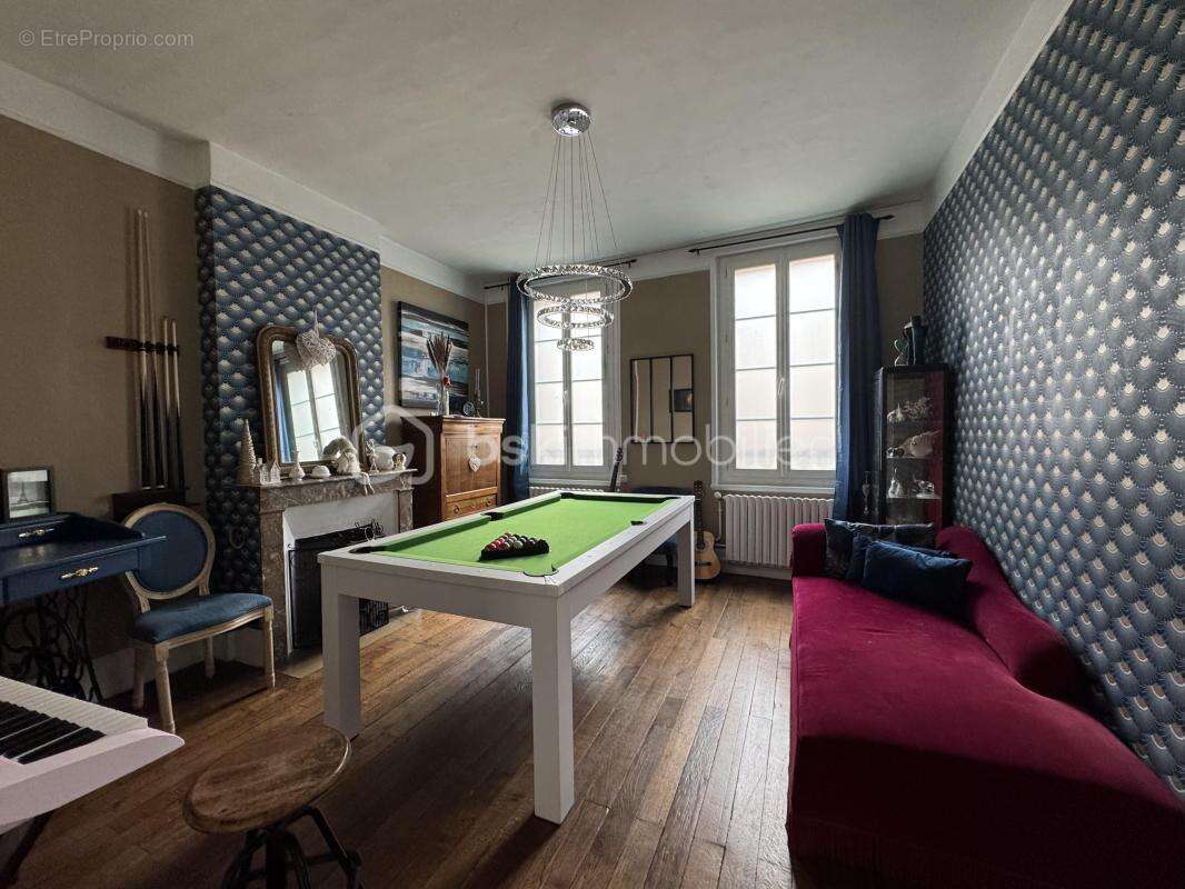 Maison familiale ou ensemble immobilier - photo 8
