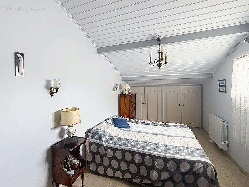 Maison à BASSENS
