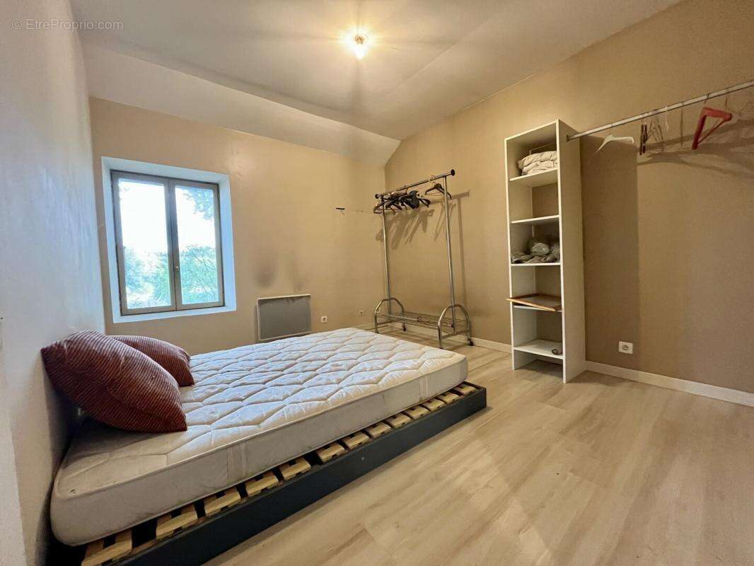 Maison à BEAUCHASTEL