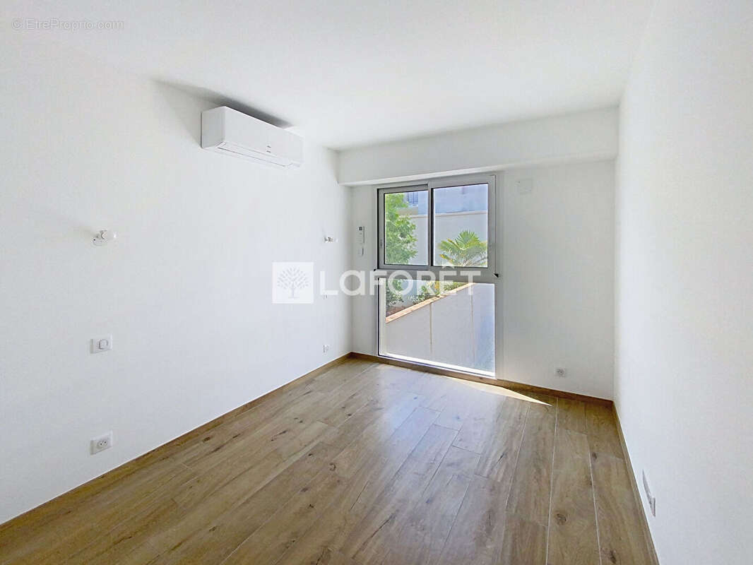 Appartement  hyper cnetre t3 place de parking cellier - photo 5