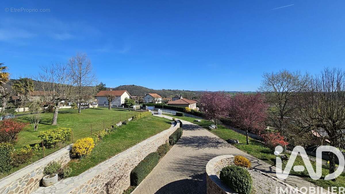 Photo 7 - Maison à SAINT-ETIENNE-DE-MAURS