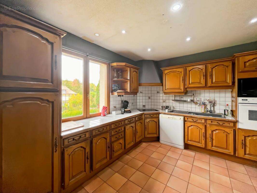 Maison à NEUFCHATEL-EN-BRAY