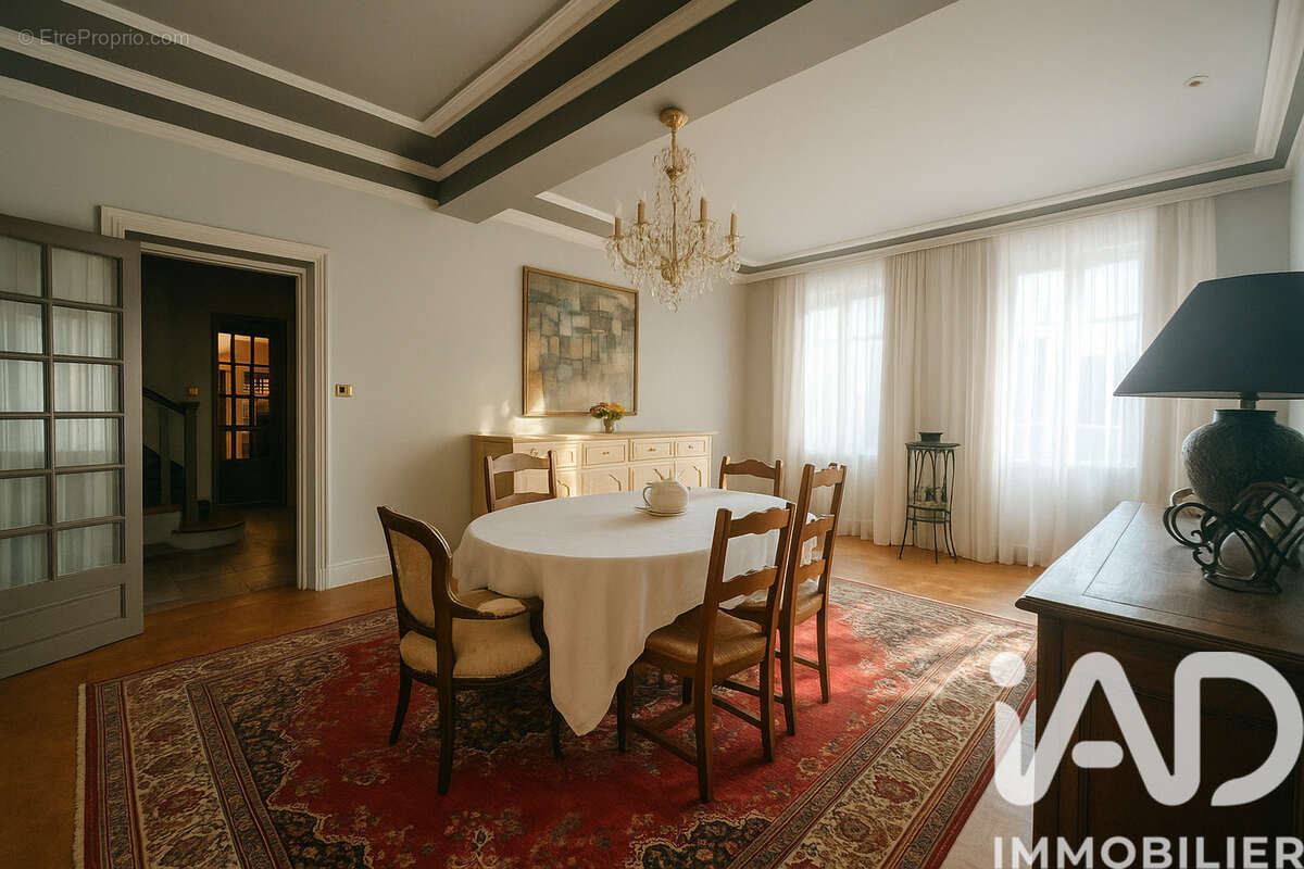 Photo 5 - Maison à MONTREUX-CHATEAU