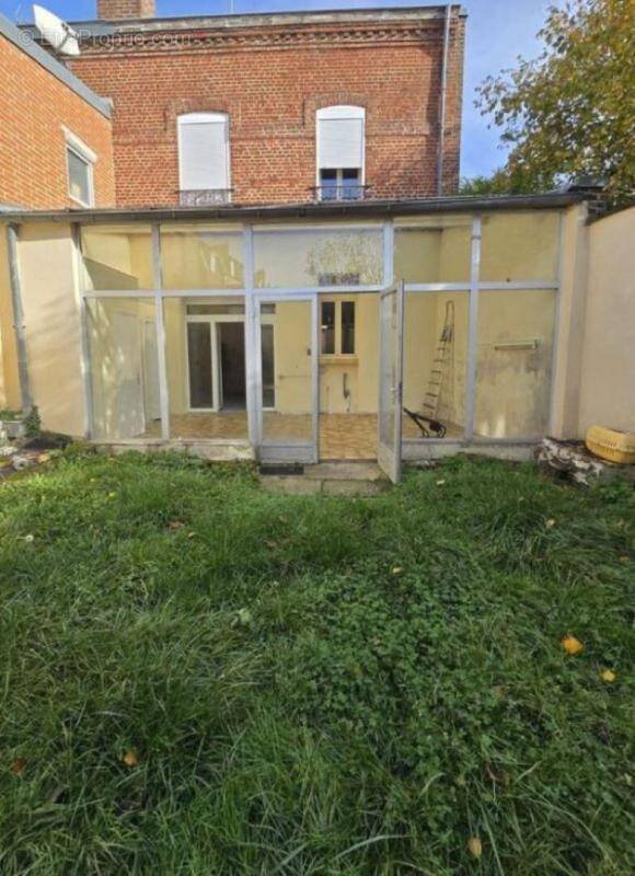 Maison à SAINT-QUENTIN