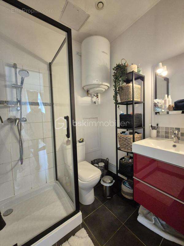 Appartement à FONTENAY-LE-VICOMTE