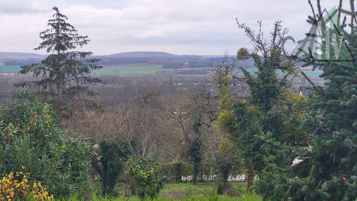 Maison à MONTEREAU-FAULT-YONNE