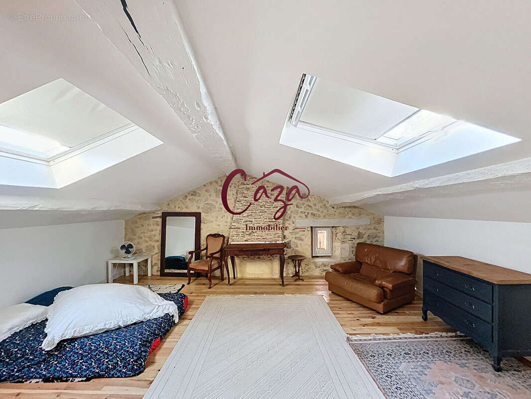 Maison à CAMBLANES-ET-MEYNAC