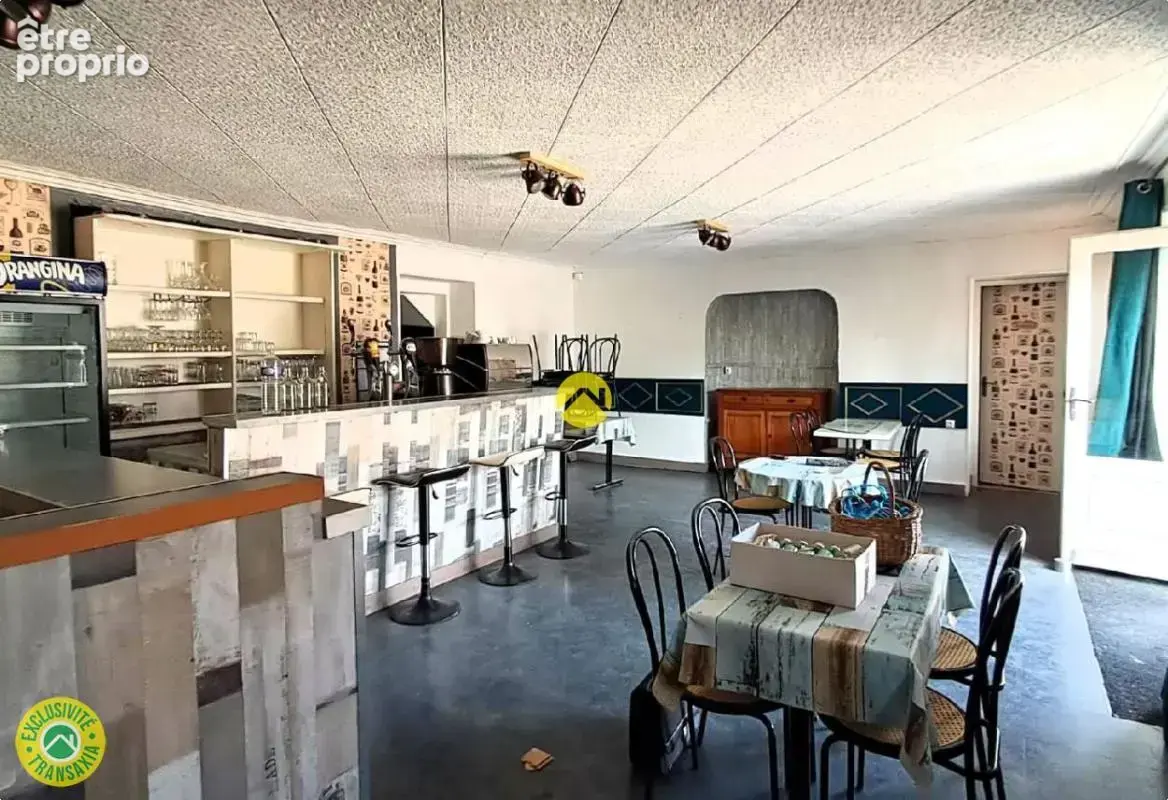 Appartement + commerce - photo 7
