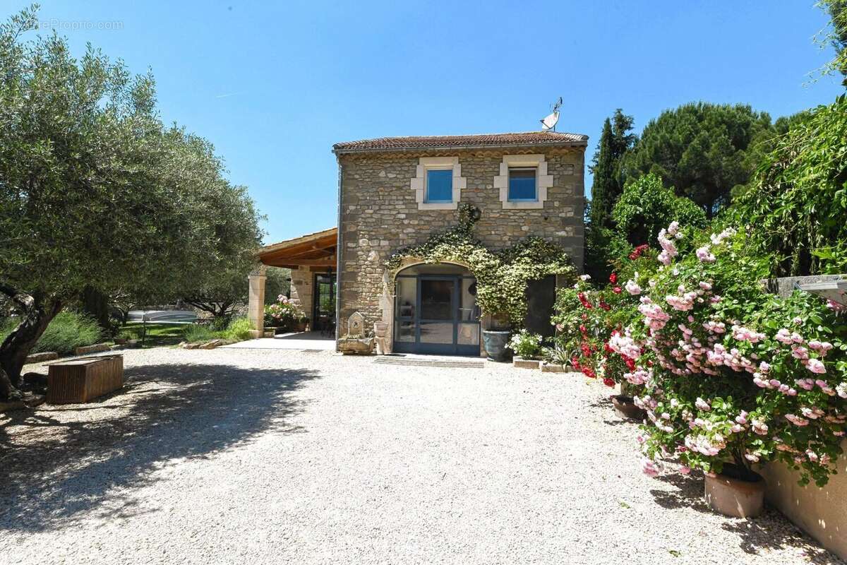 Maison à UZES