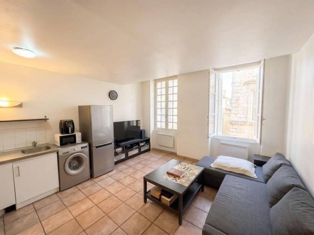 Appartement à MARSEILLE-2E