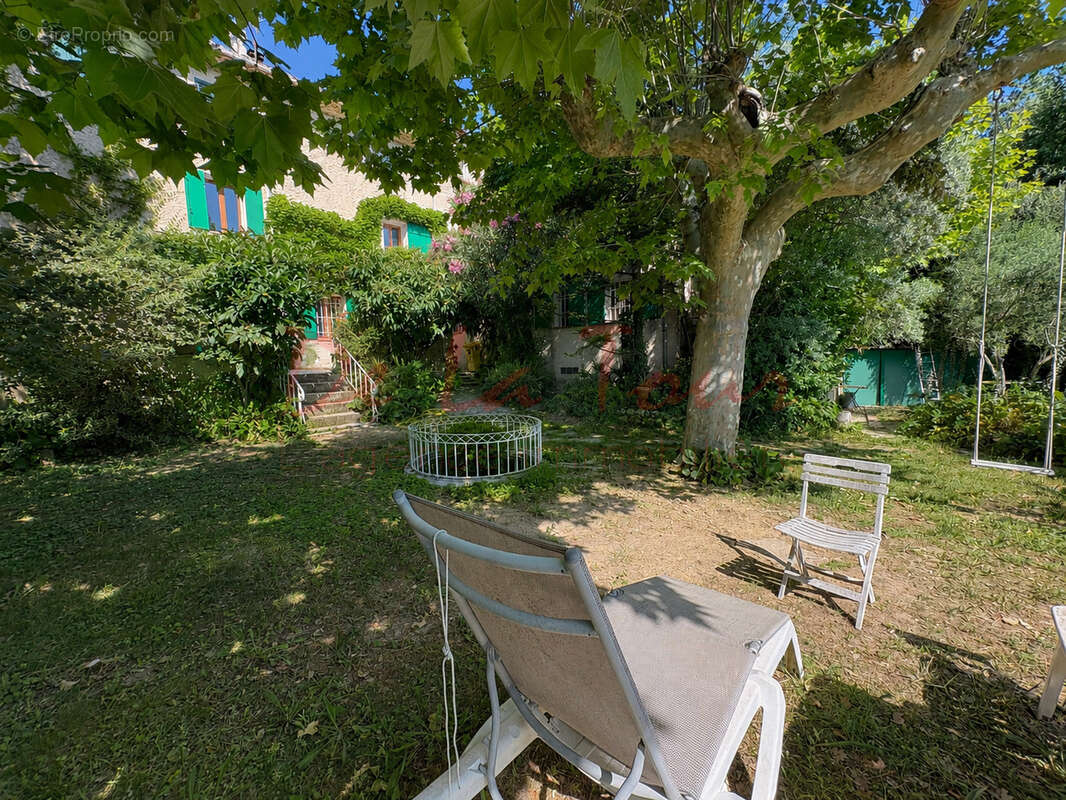 Appartement à MARSEILLE-12E