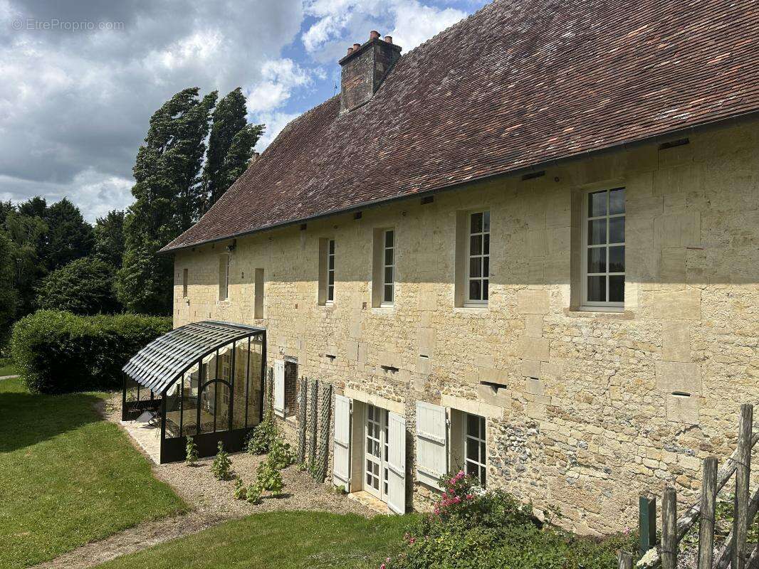 Maison à PONT-L'EVEQUE