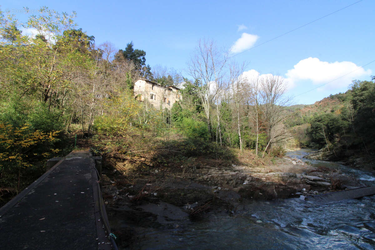 Maison à LES PLANTIERS
