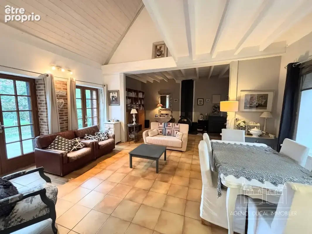Maison 7 pièces 161 m² à vendre à Neuvy-Le-Barrois (18600) - photo 3