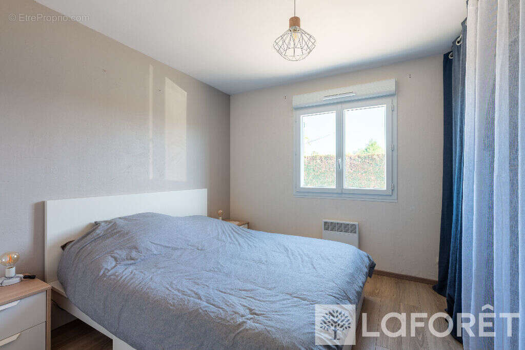 Maison 3 chambres + piscine et garage - photo 7
