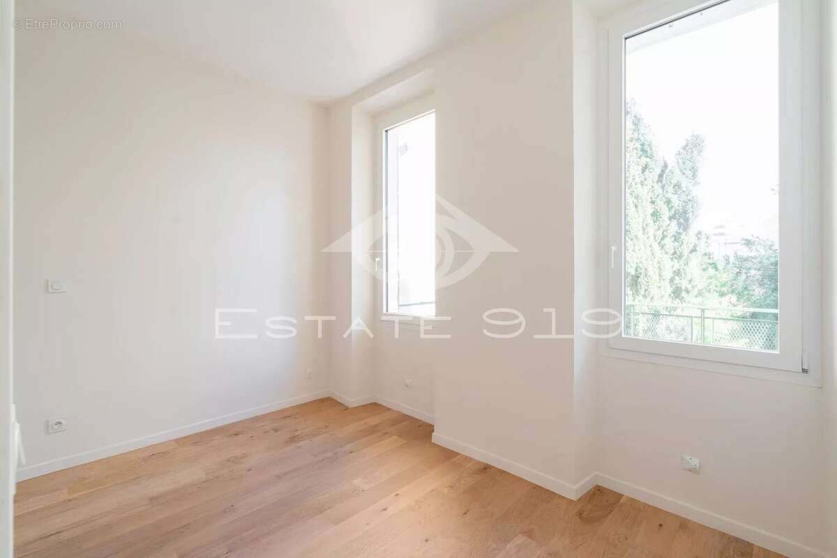 Appartement à MARSEILLE-7E