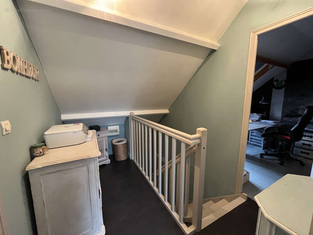 Maison à LA CHAPELLE-LA-REINE